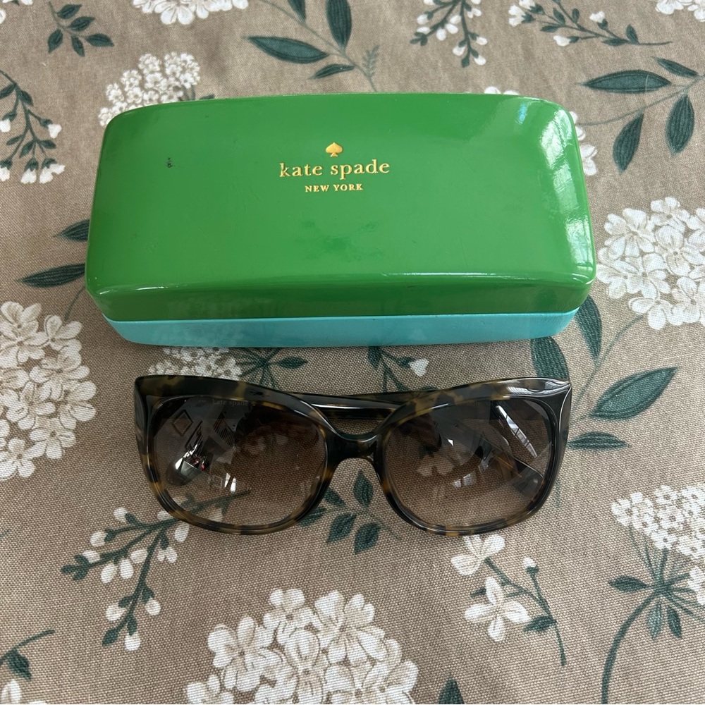 Kate Spade Tortoise Shell Sunglasses with Case
